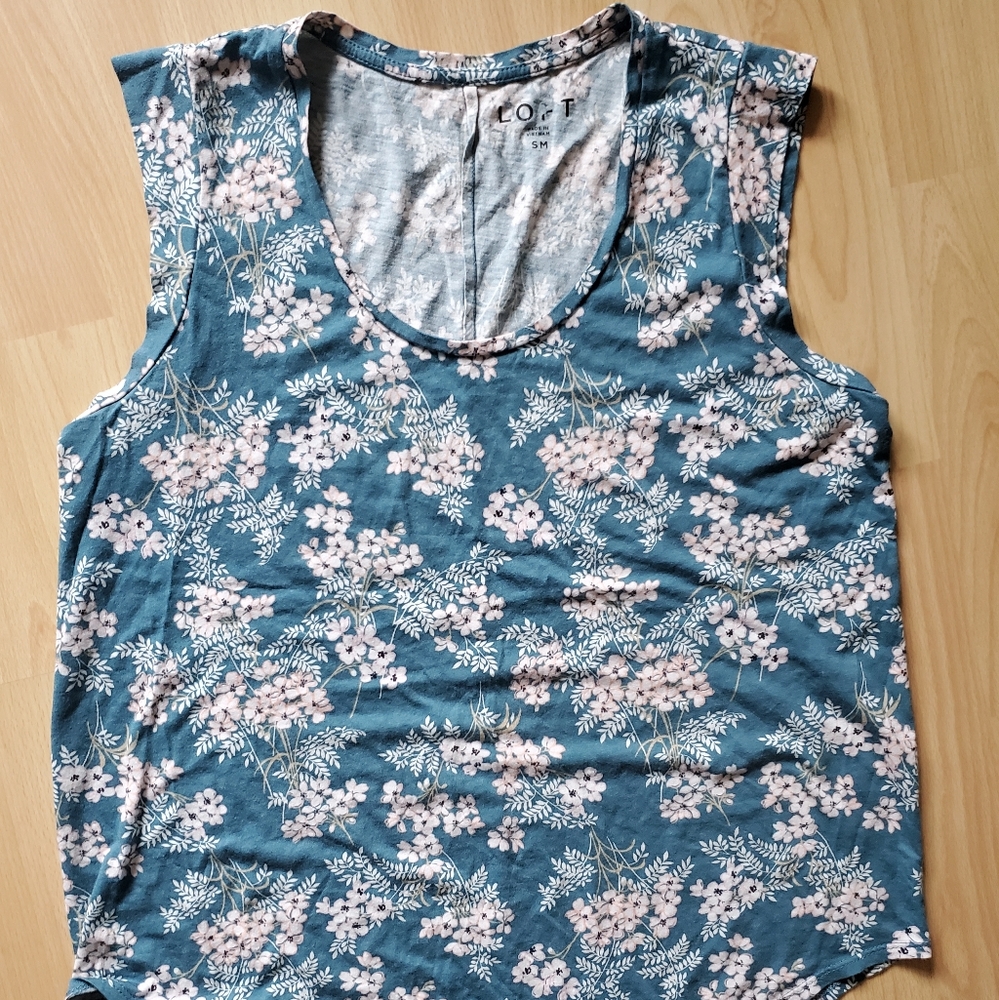 💞🤰🏼LOFT Maternity blouse